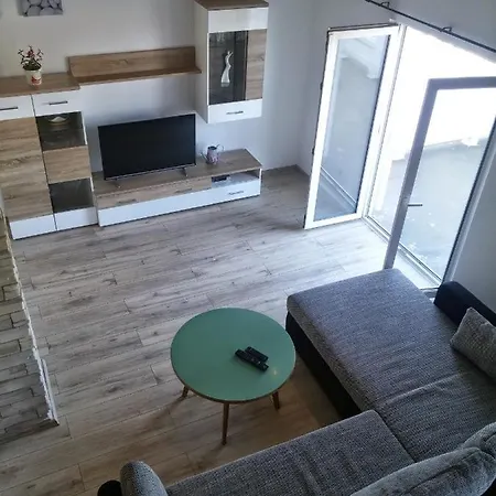 Modern Attic Lejlighed *