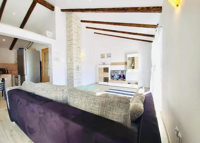 Modern Attic * Supetarska Draga