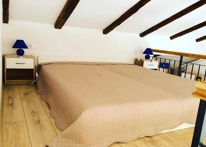 Modern Attic Lejlighed *